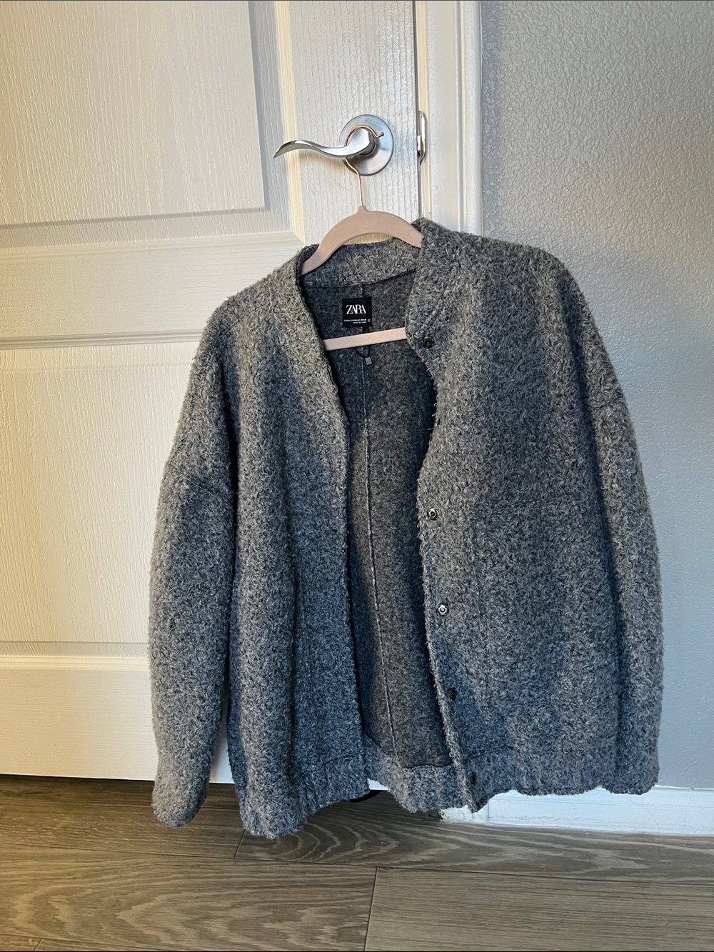 Zara Women’s Grey Textured Knit Cardigan oversize Sweater